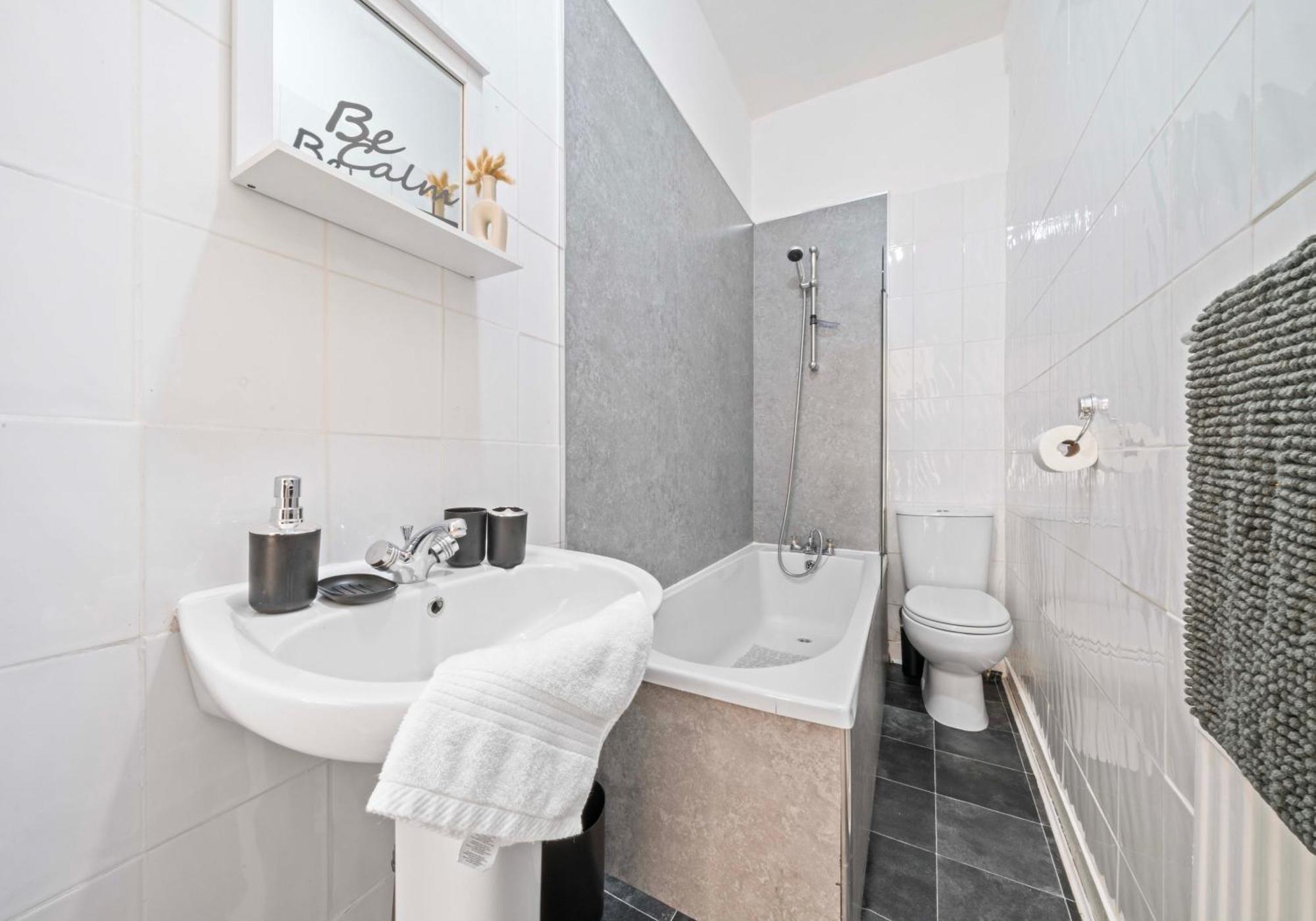 Alexander Apartment By Klass Living קואטברידג' מראה חיצוני תמונה